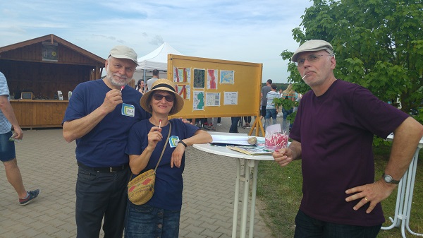 Bilder vom Stand der BILA auf der Spargelwanderung